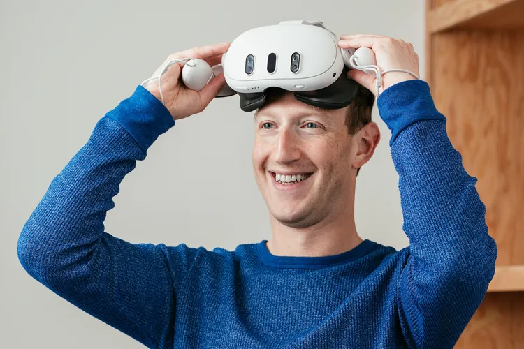 Zuckerberg 's Apple Vision Pro Review